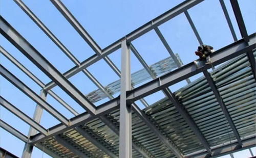 碌曲碌曲钢结构加工中的切割与钻孔精度控制要点